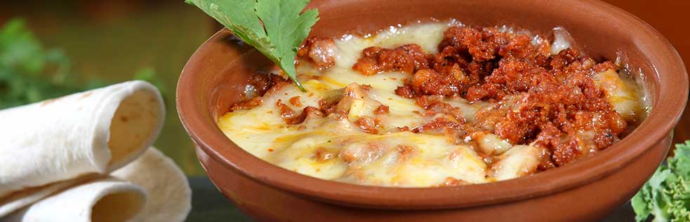 05 Queso Fundido con Chorizo