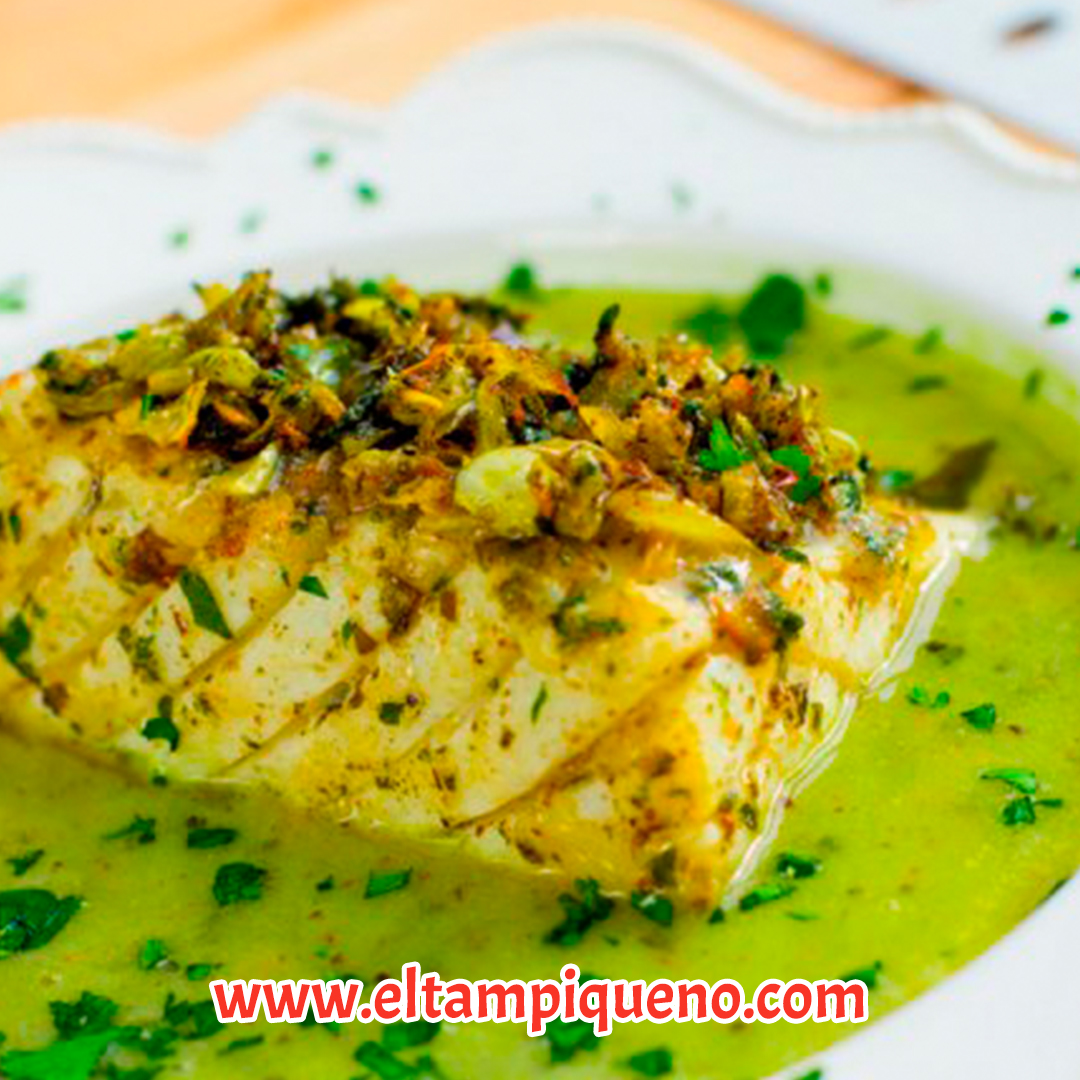 Pescado Empapelado con Queso y Salsa Poblana 21